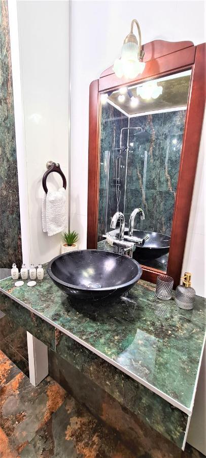 Central Arghezi Art Deco Apartment Piata Universitatii 부쿠레슈티 외부 사진