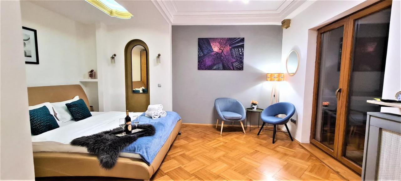 Central Arghezi Art Deco Apartment Piata Universitatii 부쿠레슈티 외부 사진