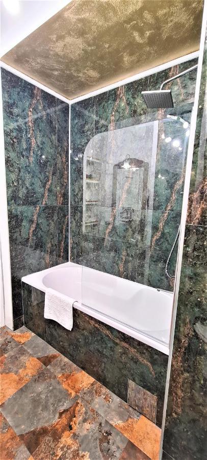 Central Arghezi Art Deco Apartment Piata Universitatii 부쿠레슈티 외부 사진